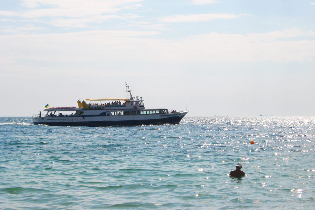 Морская прогулка на катере в Одессе